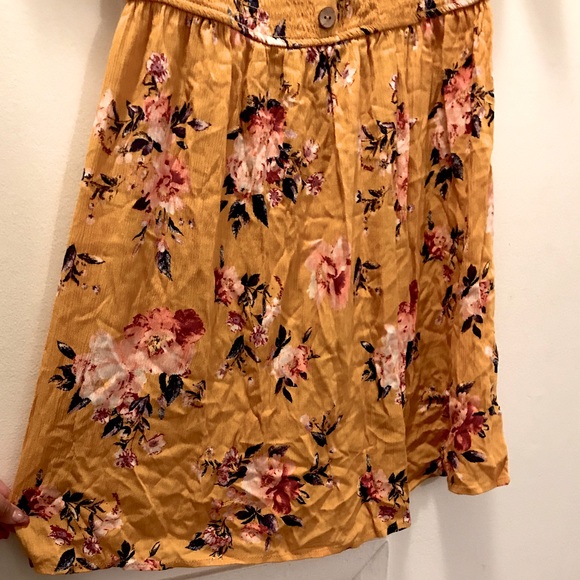 Should to Shoulder Golden Sundress! ☀️BRAND NEW🌻! - Picture 2 of 3